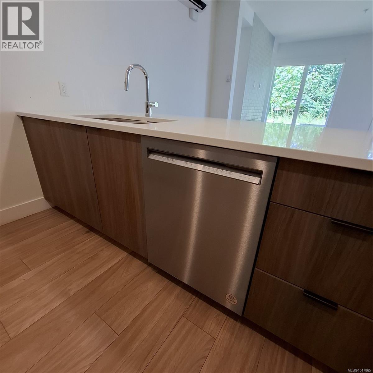 8 2330 Sooke Rd Property Photo 15