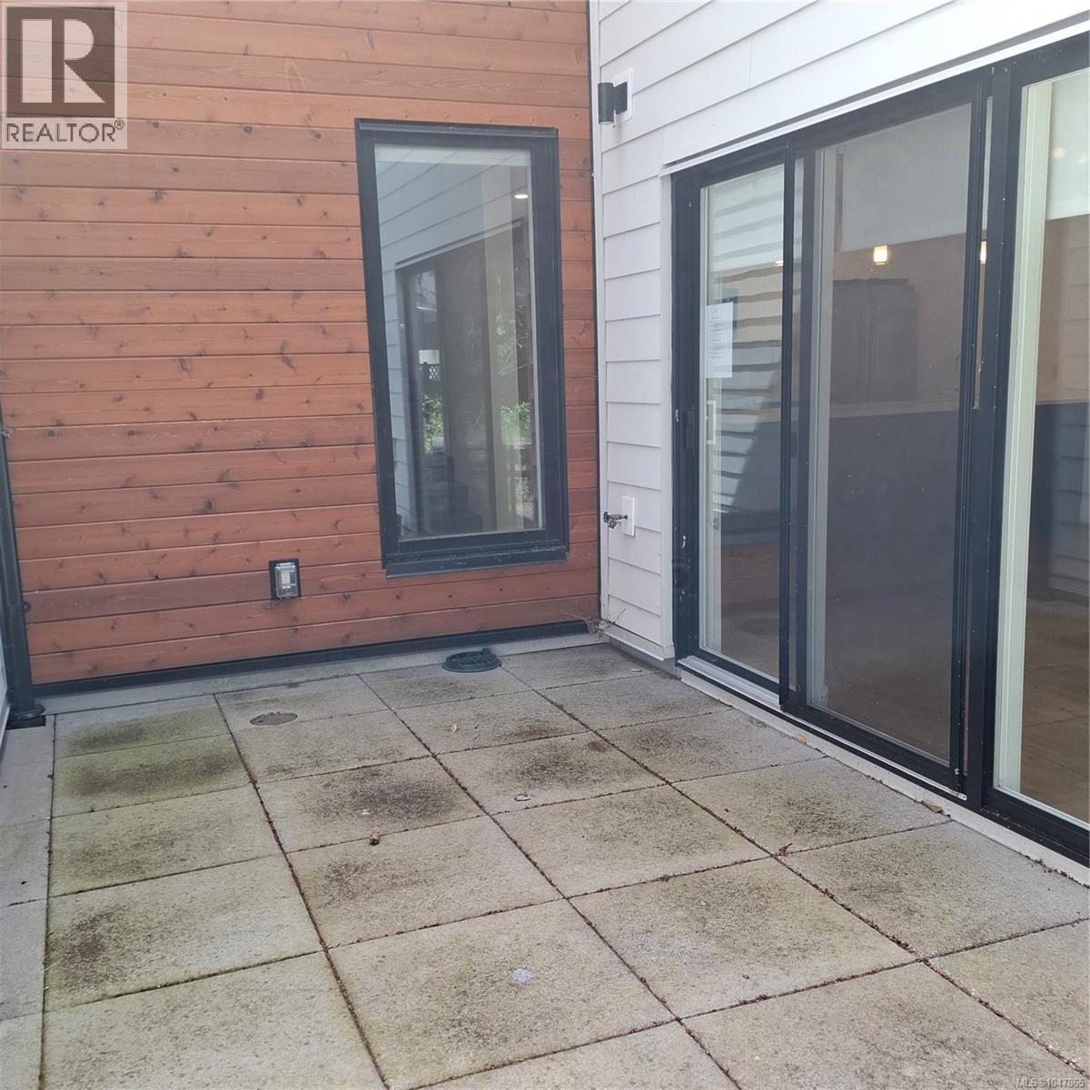 8 2330 Sooke Rd Property Photo 23