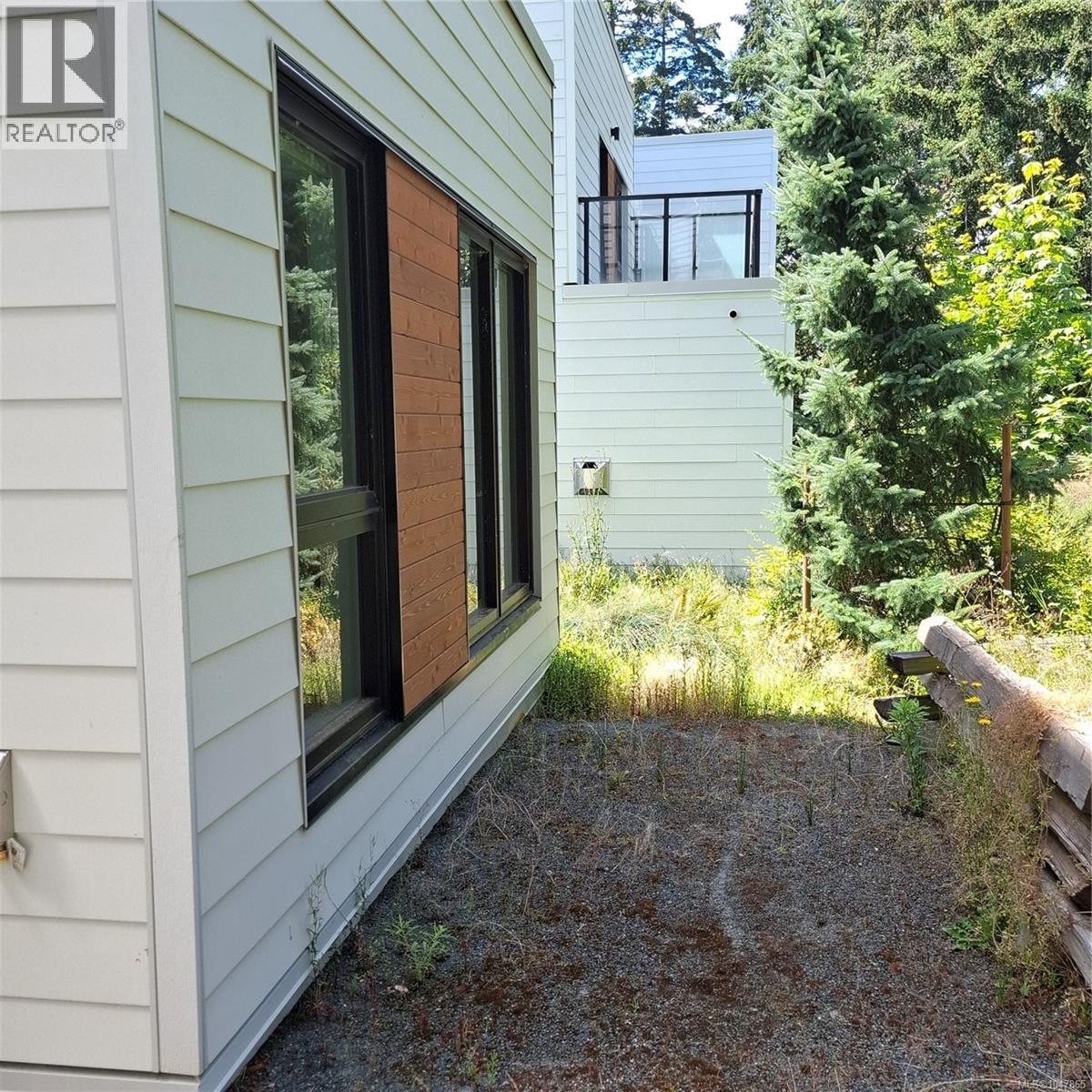 8 2330 Sooke Rd Property Photo 24