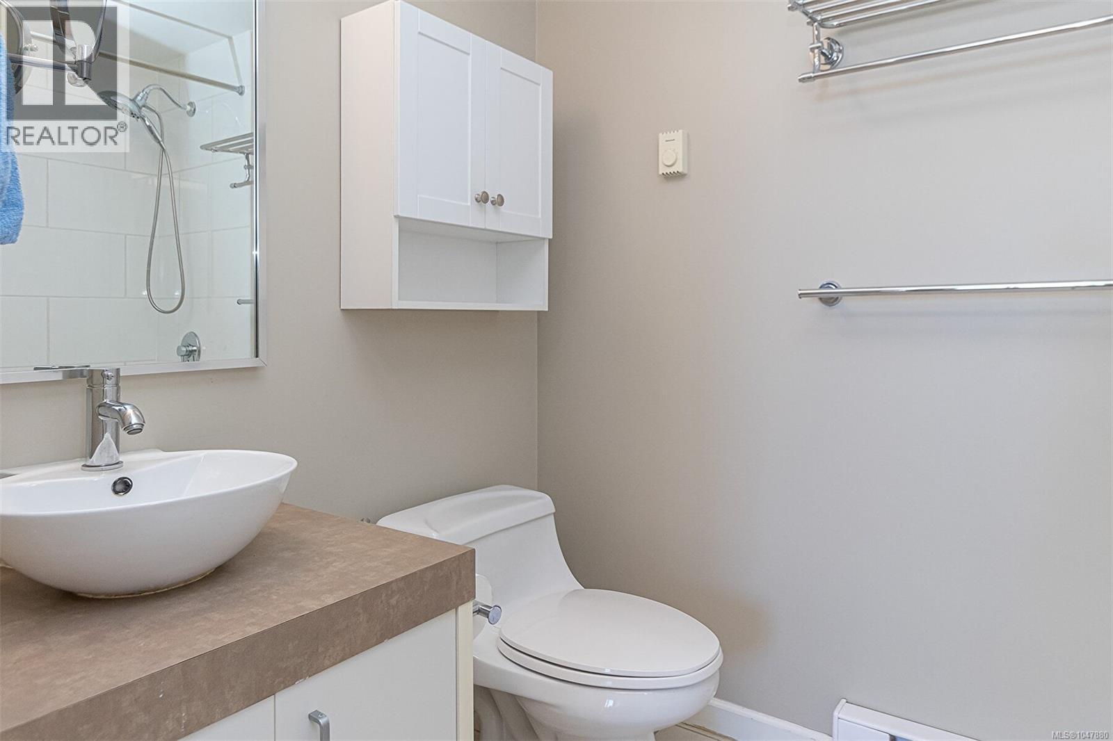 816 160 Wilson St Property Photo 22
