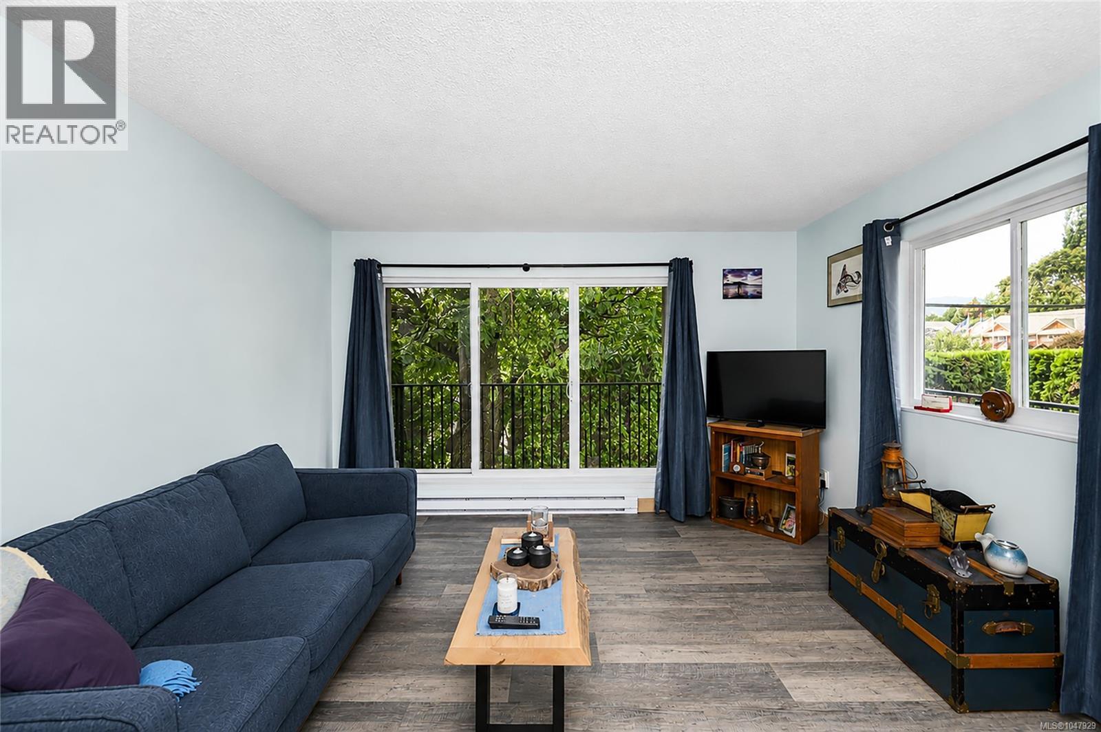 208 2515 Alexander St Property Photo 8