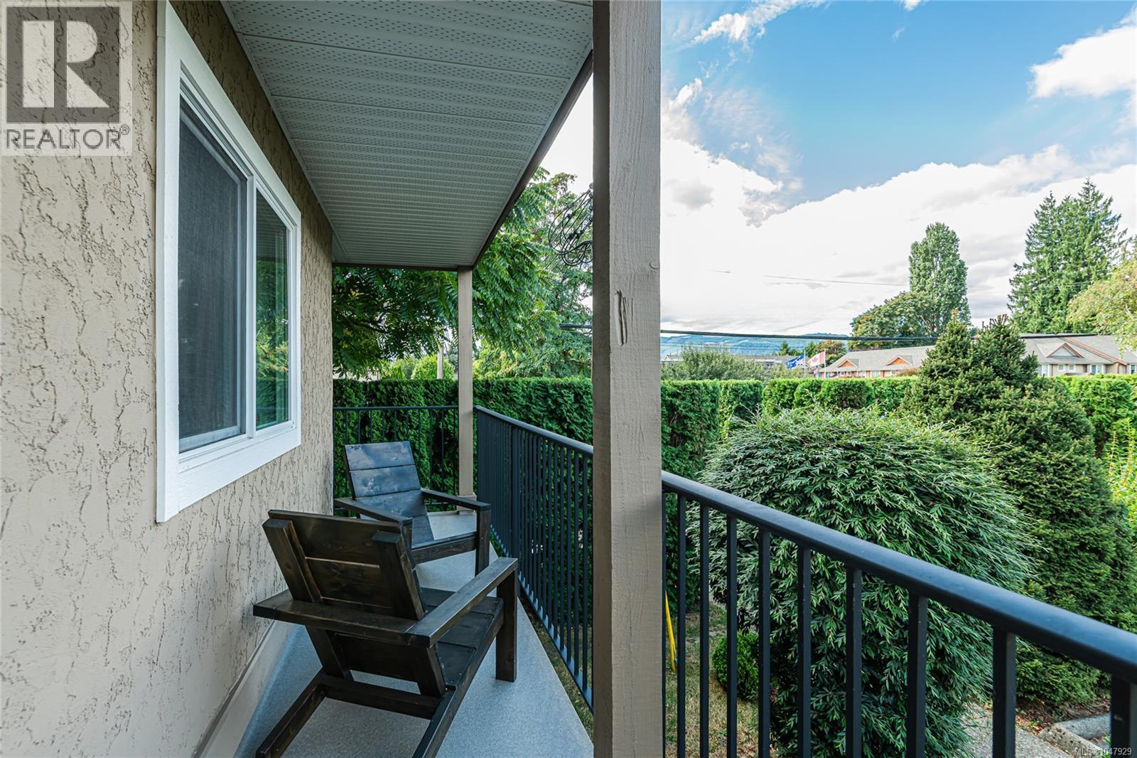 208 2515 Alexander St Property Photo 13