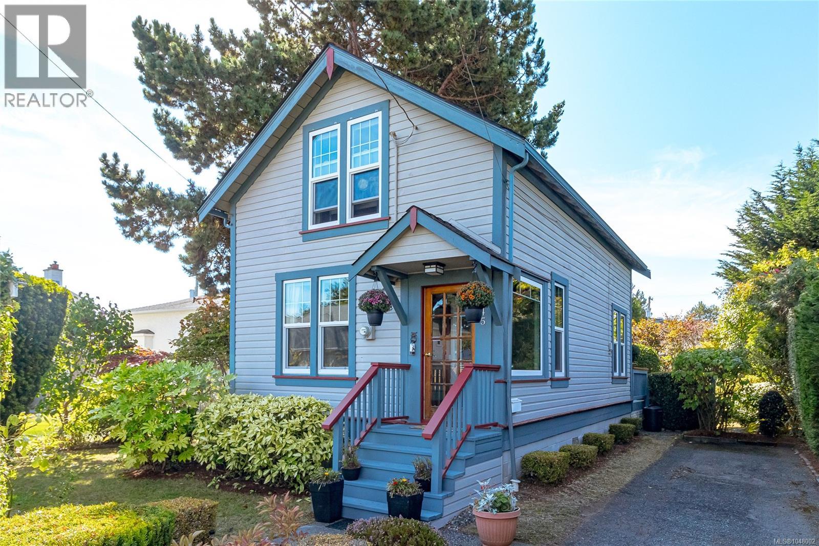 2445 Amelia Ave