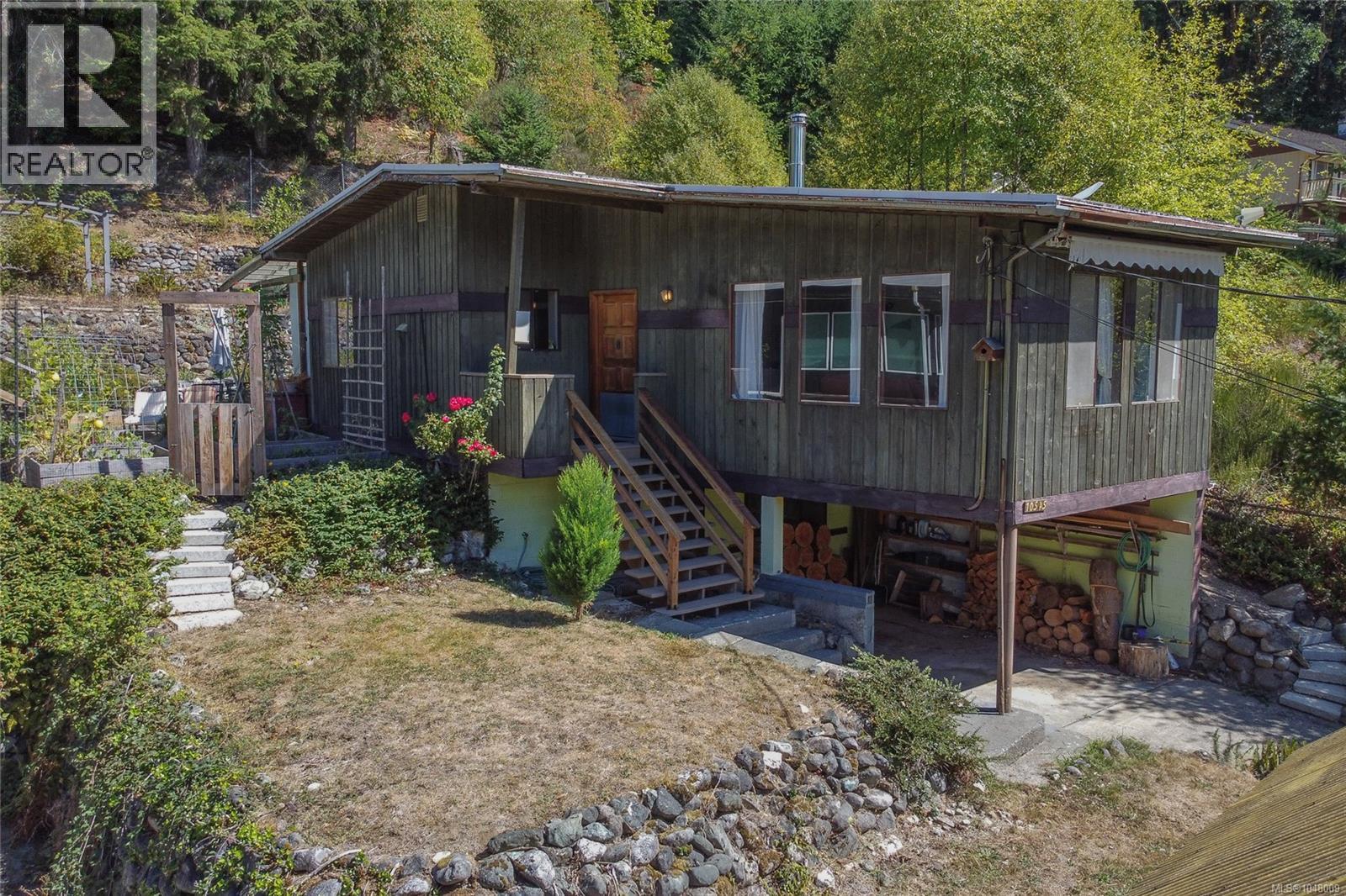 10545 Cypress Rd Property Photo 1