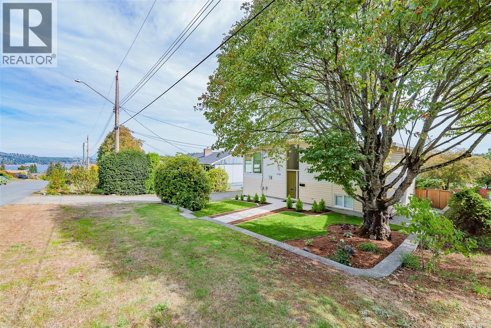 1330 Belford Ave Property Photo 31