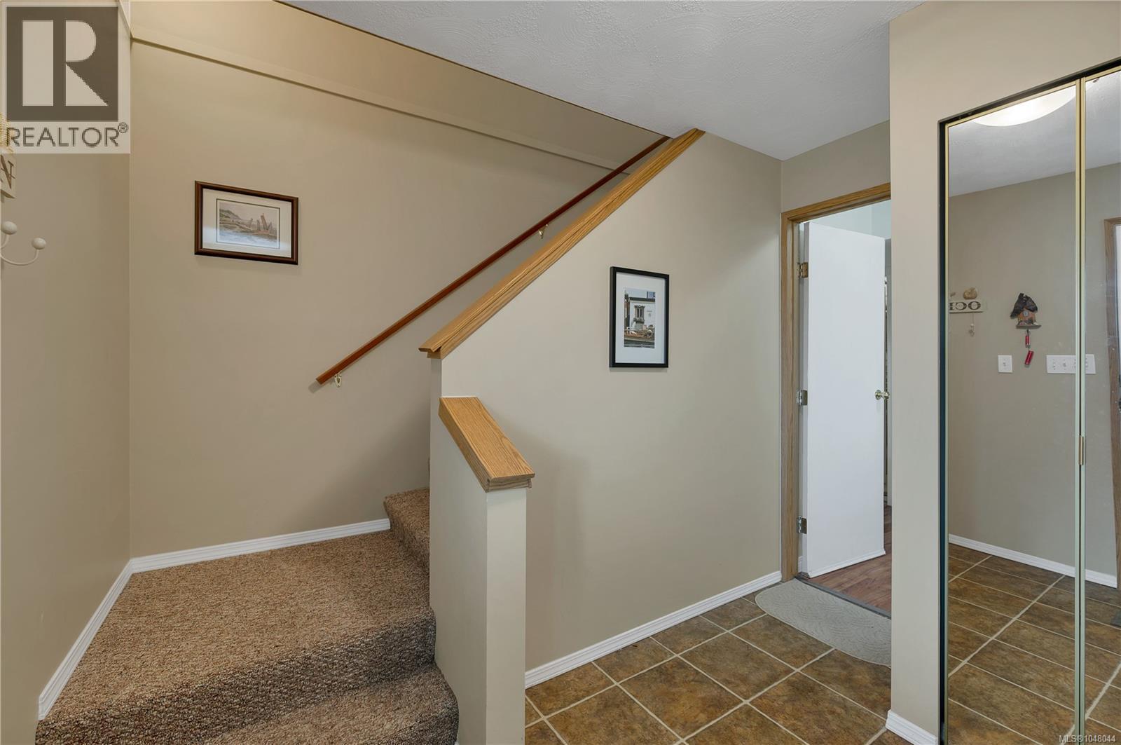 1920 Raven Pl Property Photo 4