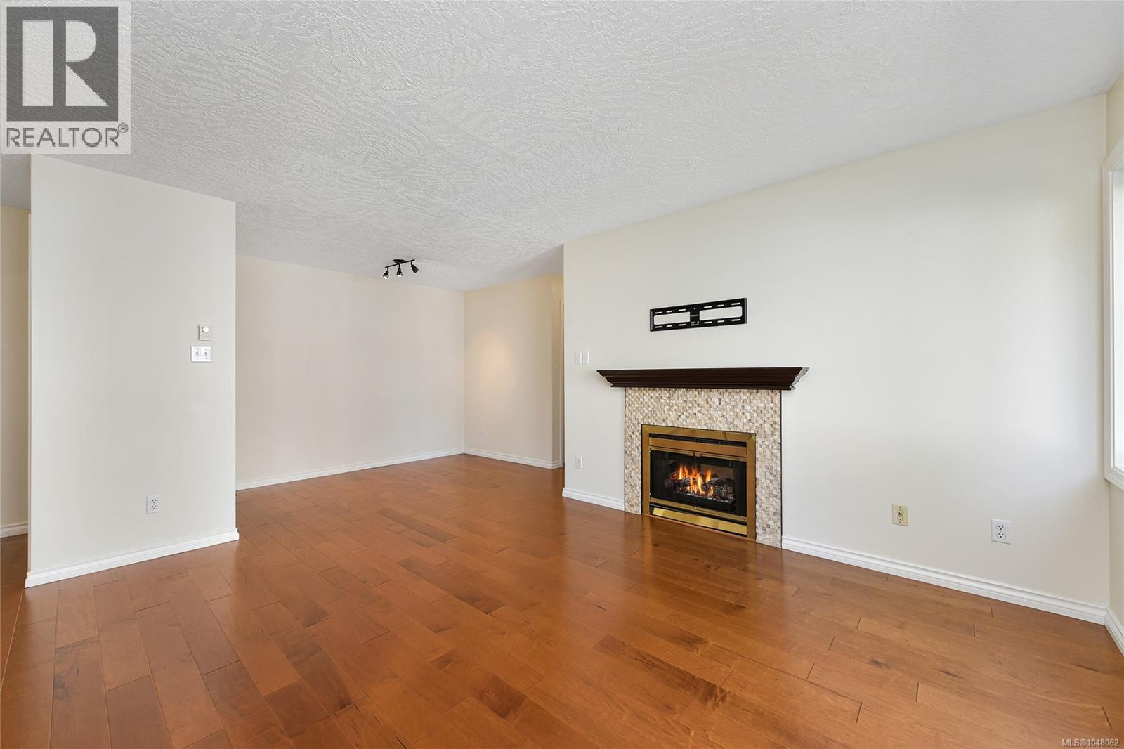 204 1037 Richardson St Property Photo 7