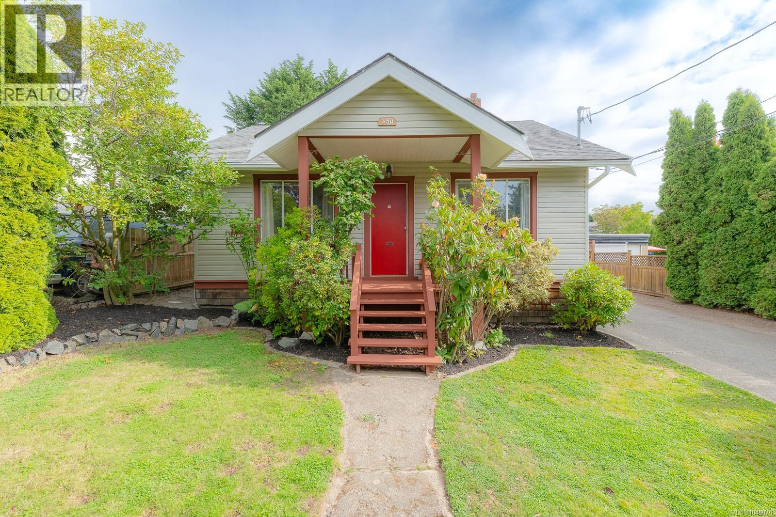 350 Vincent Ave