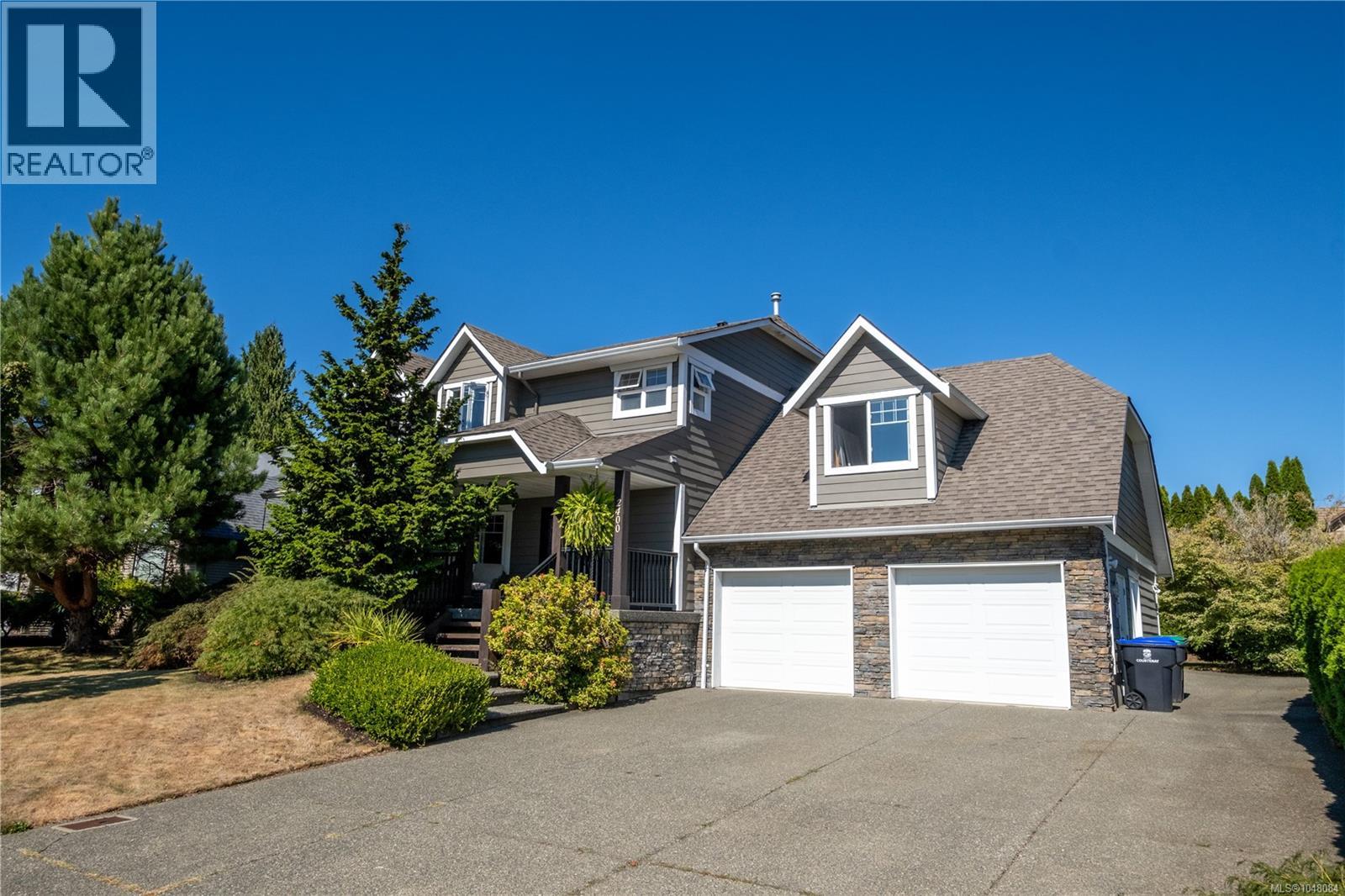 2400 Stirling Cres Property Photo 1