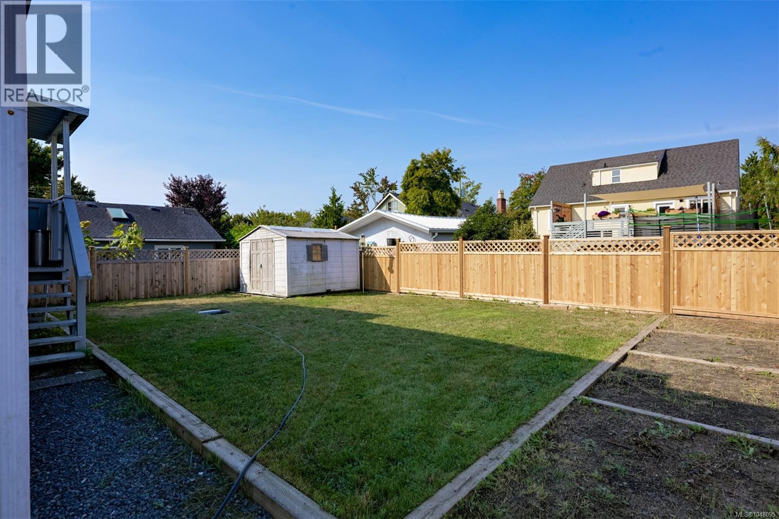 2710 Victor St Property Photo 52