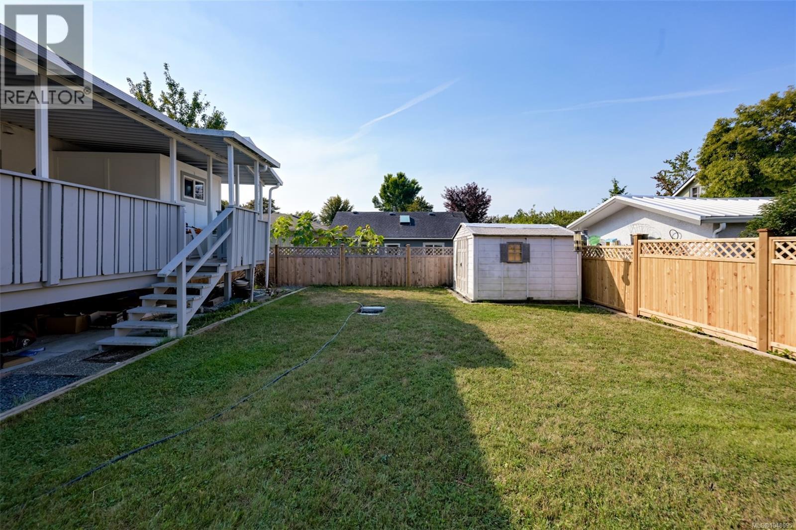 2710 Victor St Property Photo 53