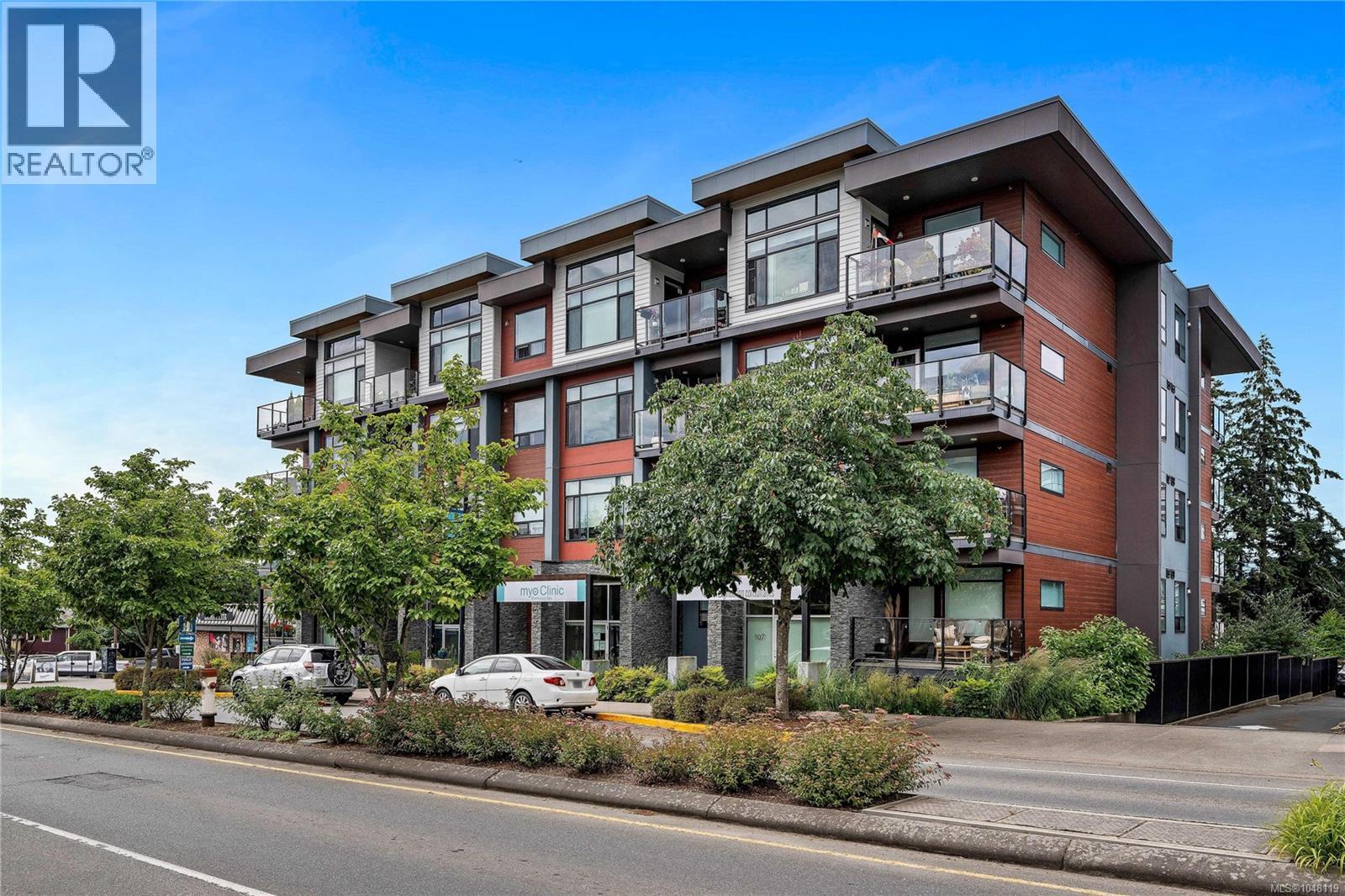 201 7162 West Saanich Rd Property Photo 1
