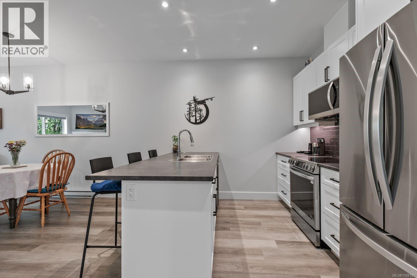 35 3195 Herons Way Property Photo 10