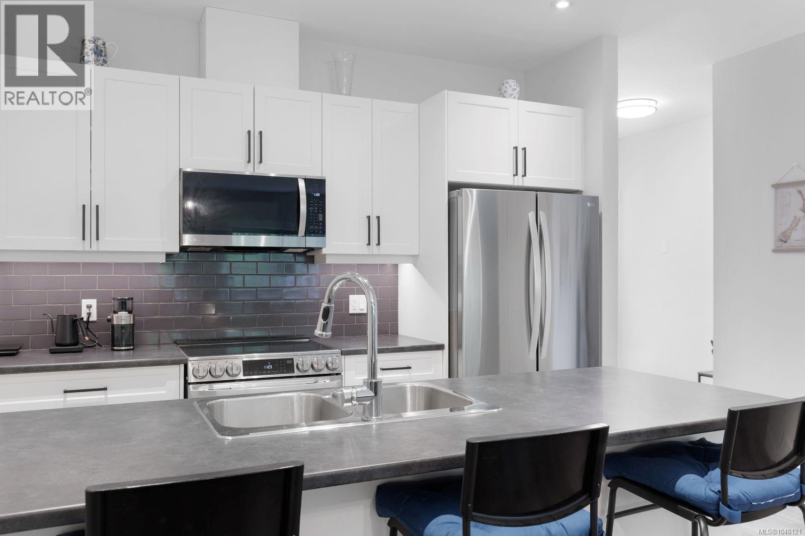 35 3195 Herons Way Property Photo 11