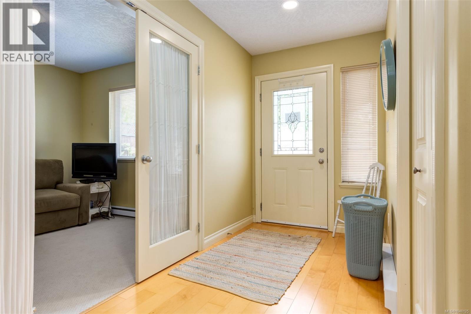 1731 Dar's Pl Property Photo 5