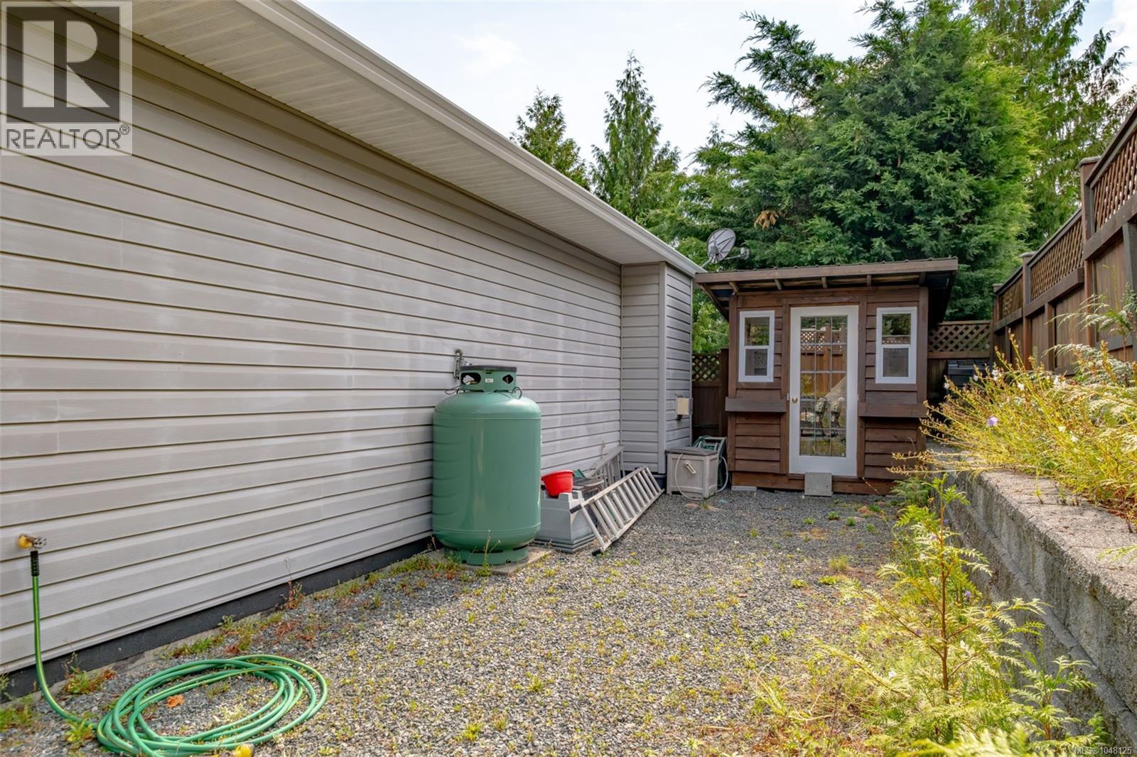 1731 Dar's Pl Property Photo 41