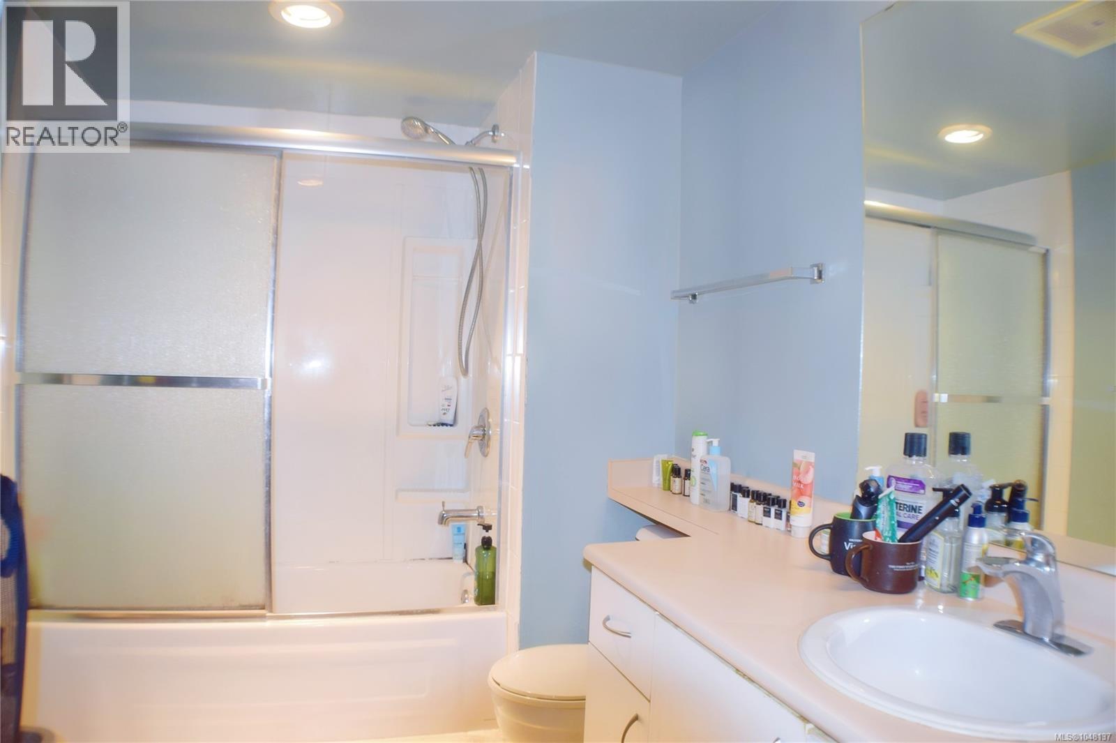 207 1694 Cedar Hill Cross Rd Property Photo 7