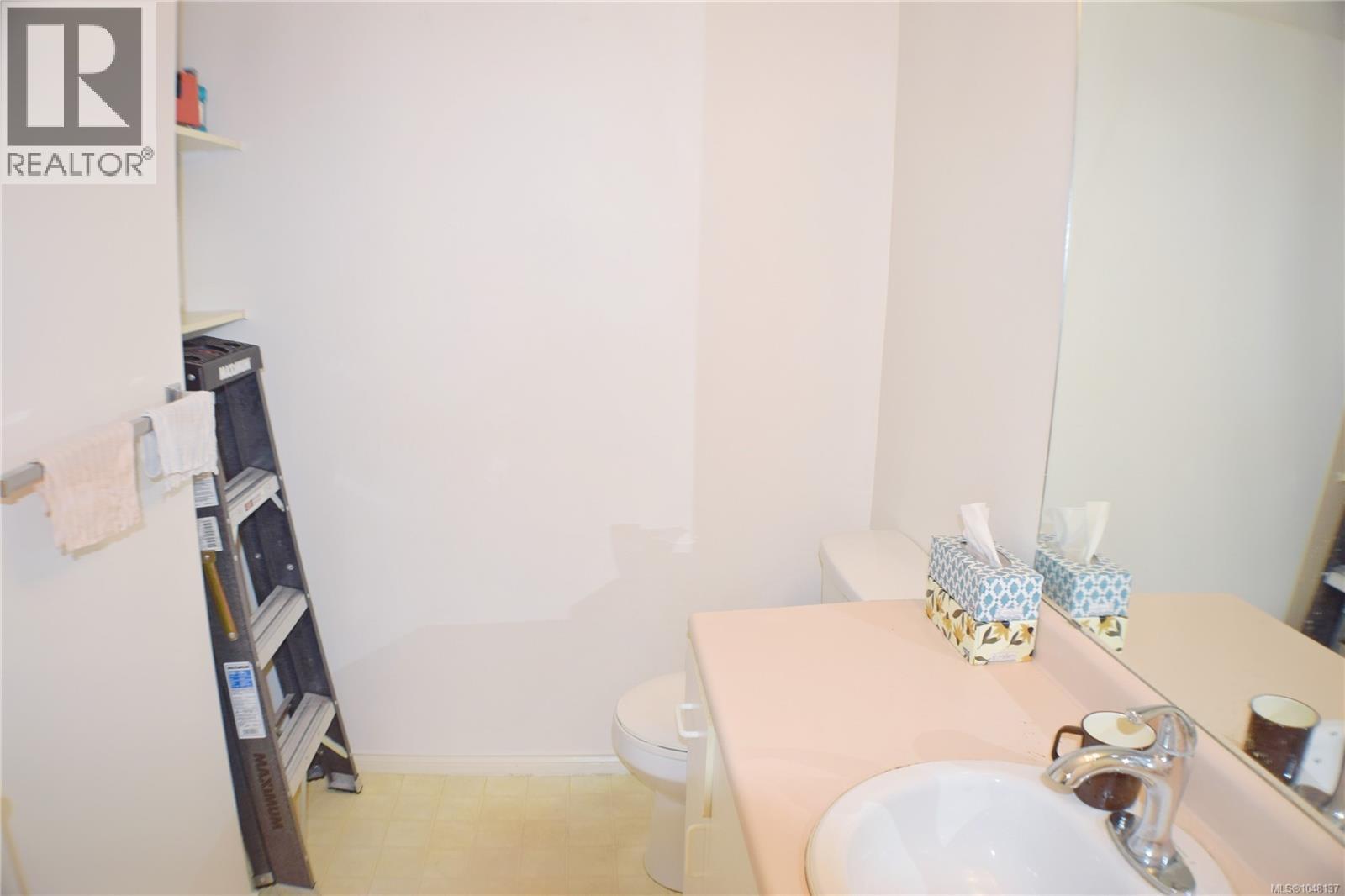 207 1694 Cedar Hill Cross Rd Property Photo 11