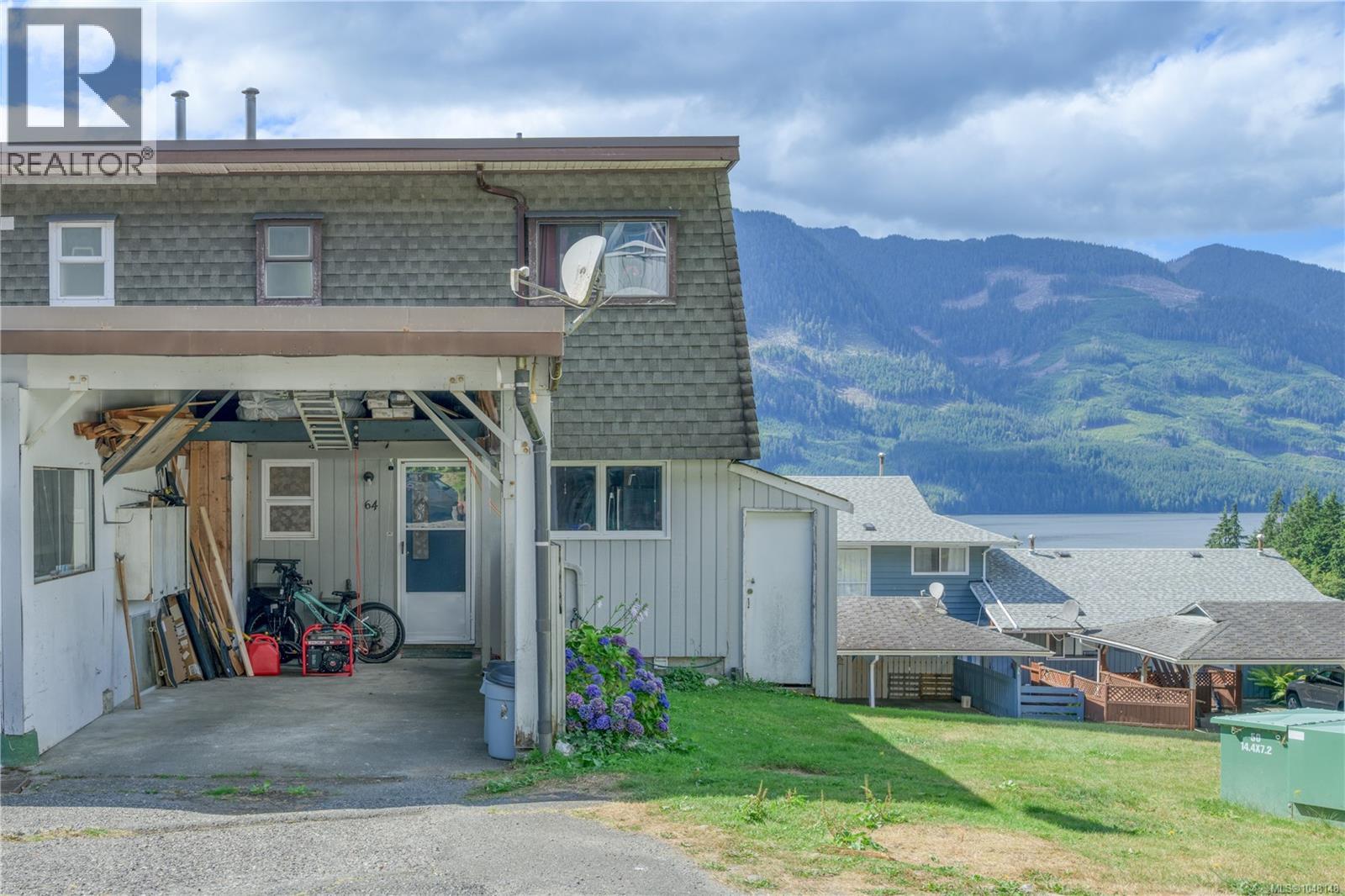 64 Clark Dr Property Photo 1