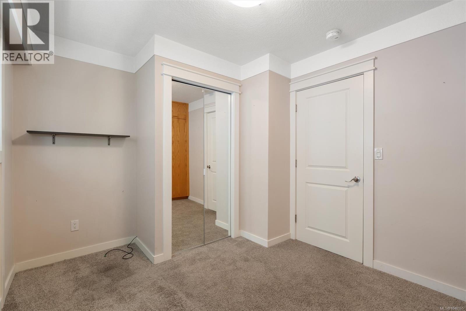 336 Stannard Ave Property Photo 13