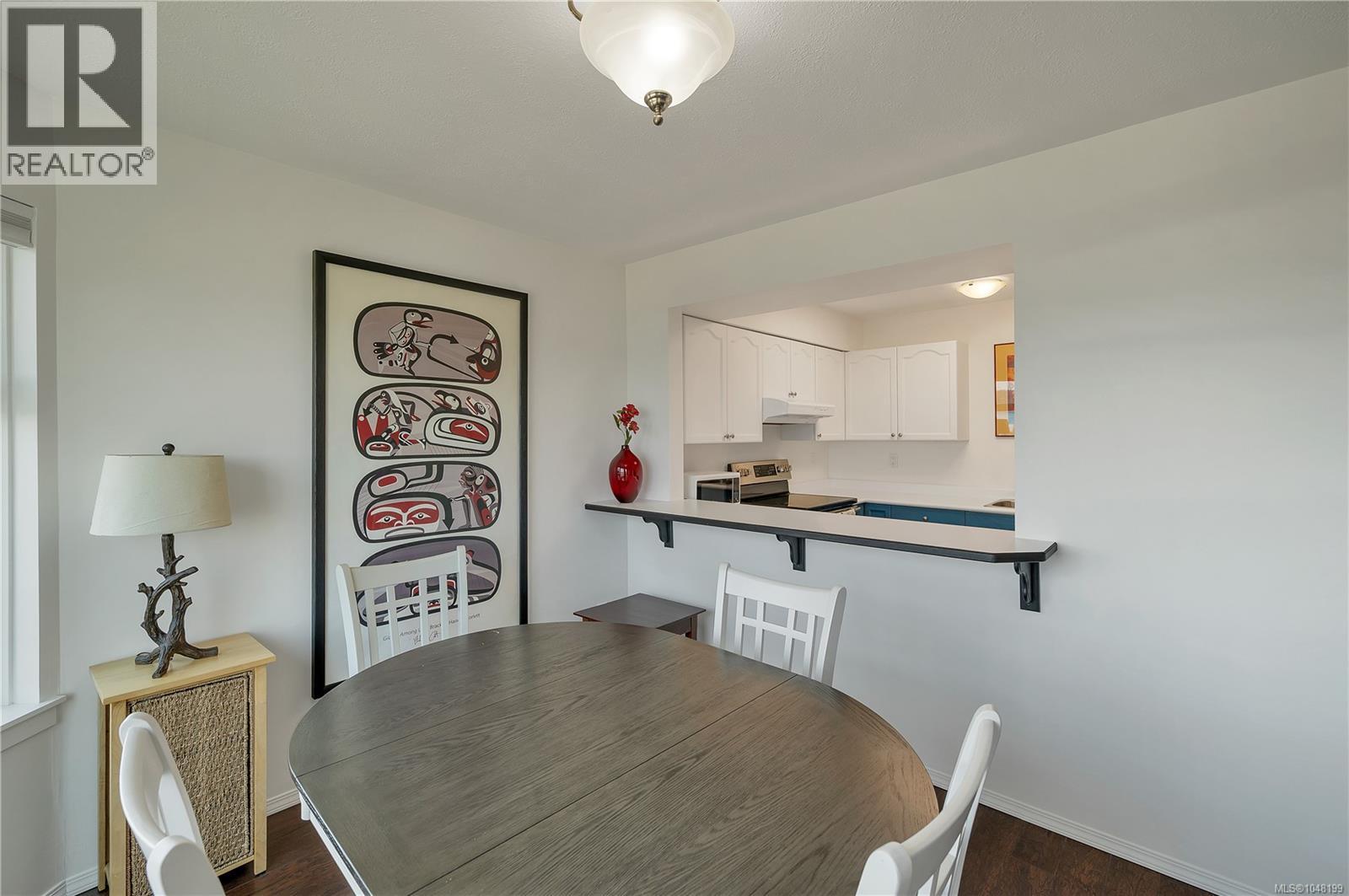 4g 690 Colwyn St Property Photo 11