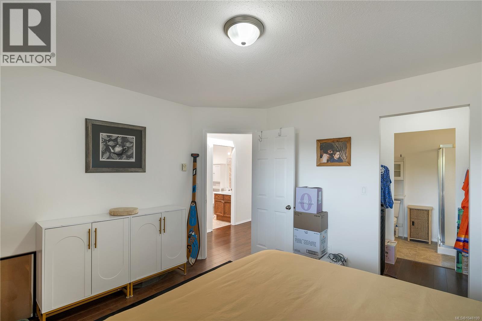4g 690 Colwyn St Property Photo 24