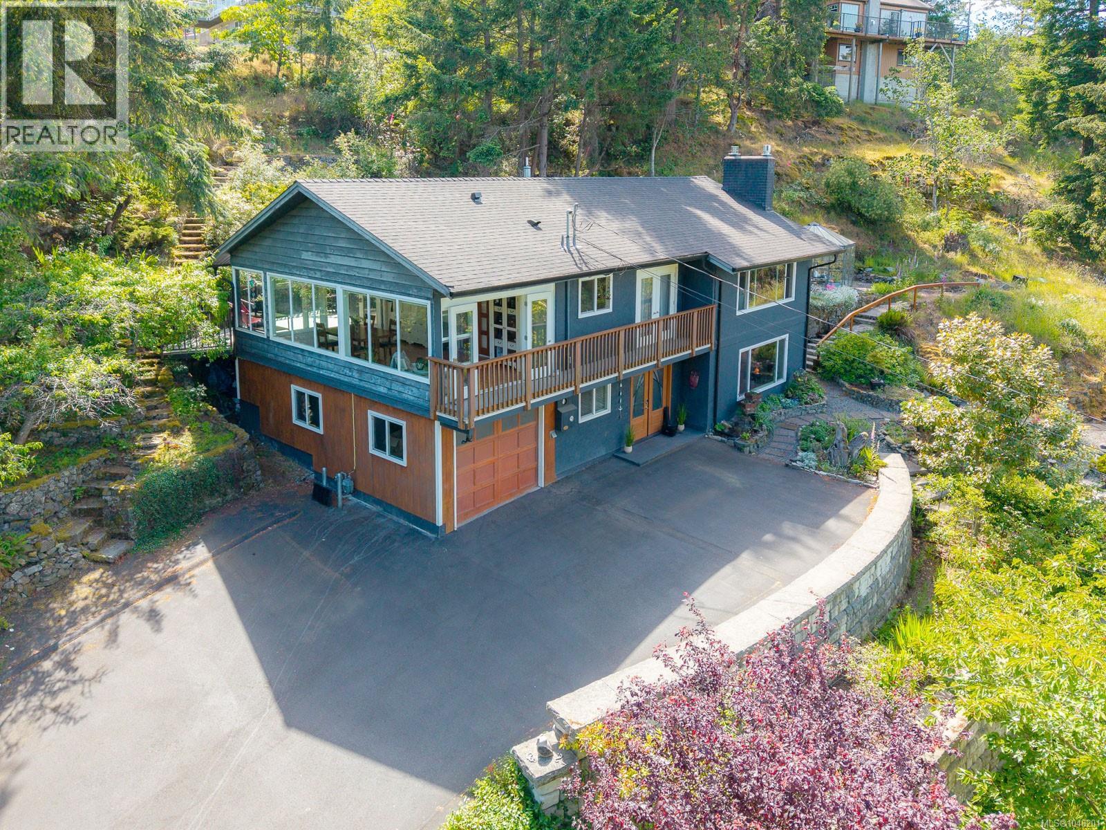 3583 Hammond Bay Rd