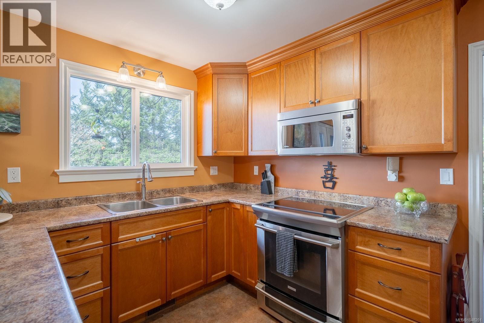 3583 Hammond Bay Rd Property Photo 15