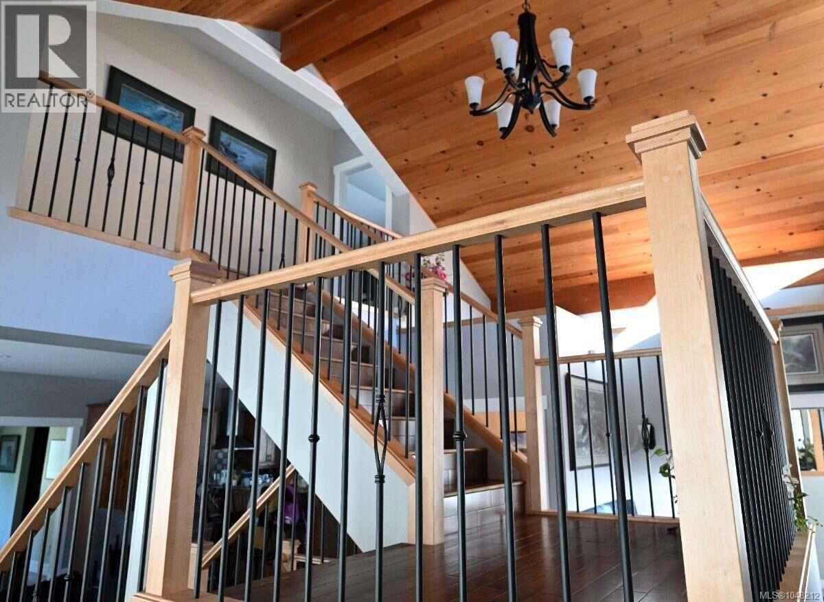 2625 Streamside Pl Property Photo 15