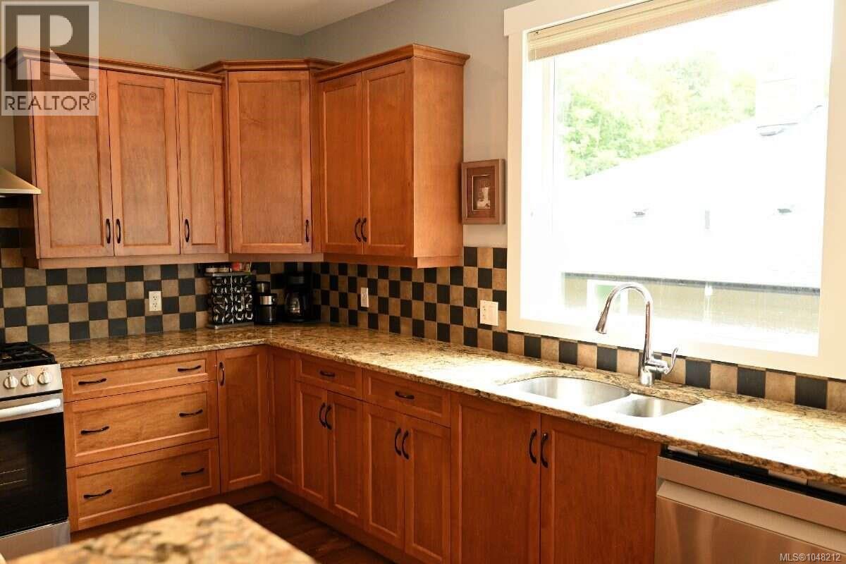 2625 Streamside Pl Property Photo 18