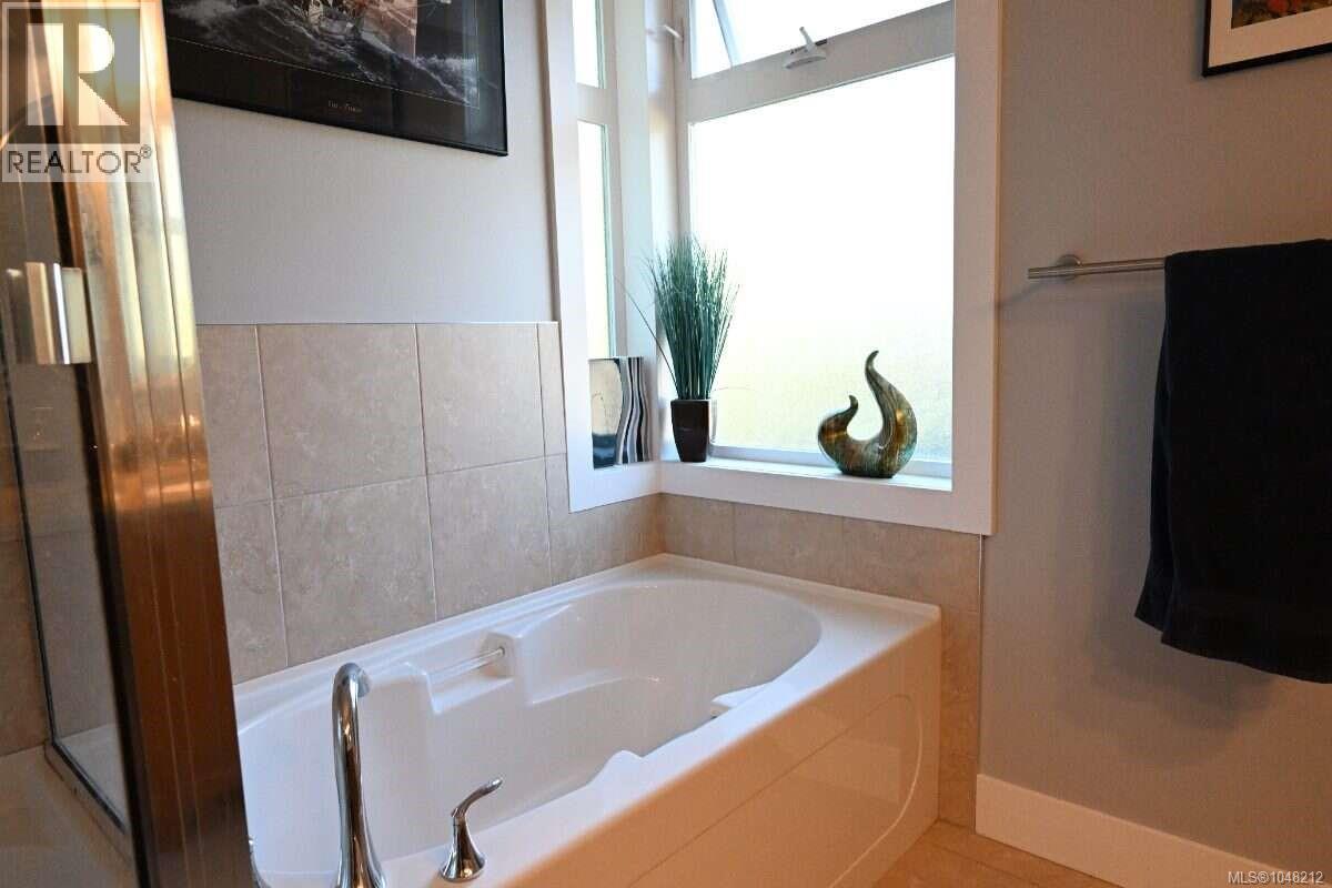 2625 Streamside Pl Property Photo 26