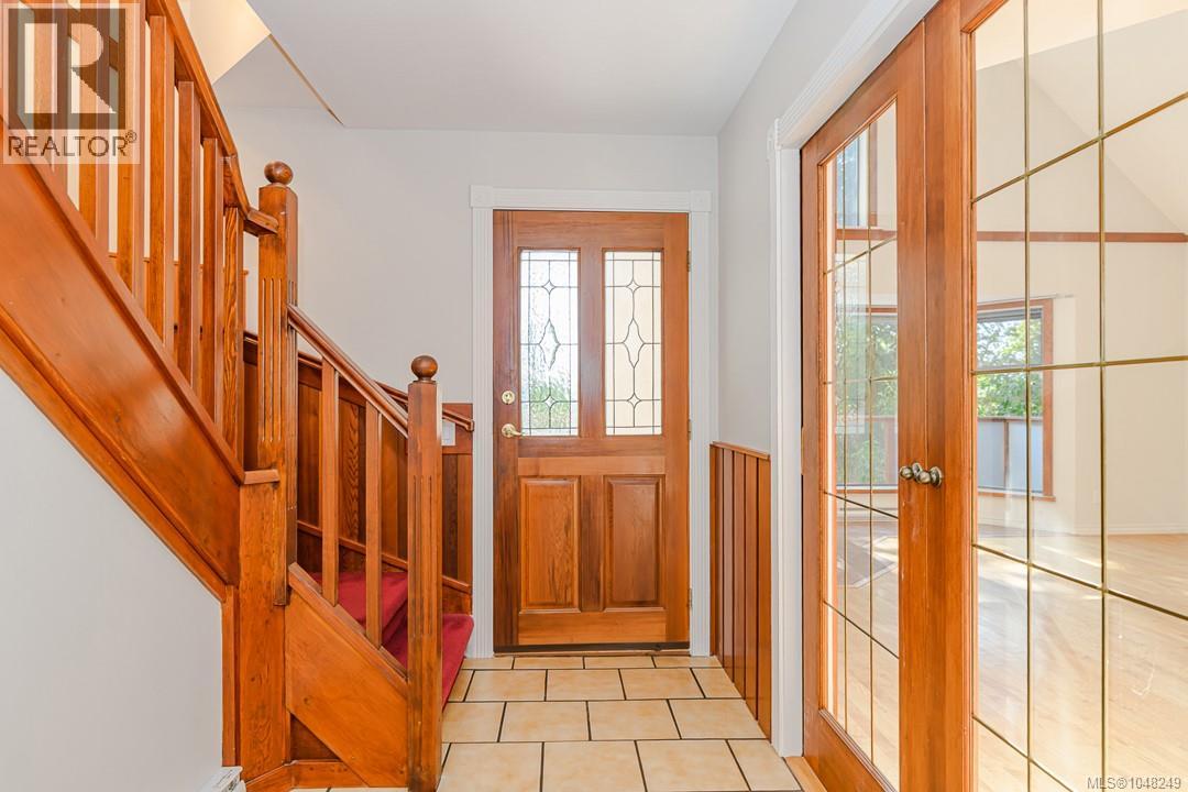 620 Tammy Pl Property Photo 5