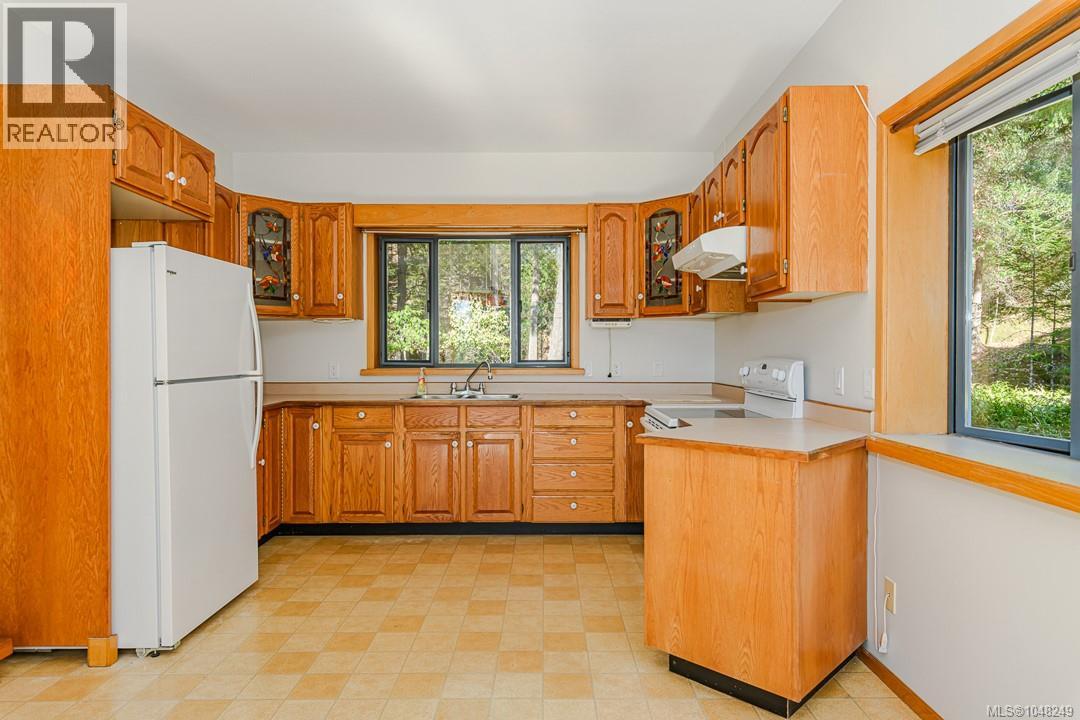 620 Tammy Pl Property Photo 7