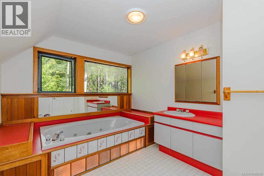 620 Tammy Pl Property Photo 31