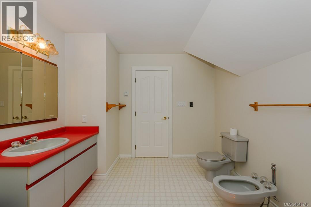 620 Tammy Pl Property Photo 32