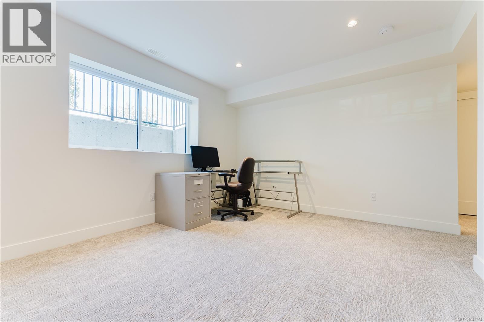 63 Boyd St Property Photo 36