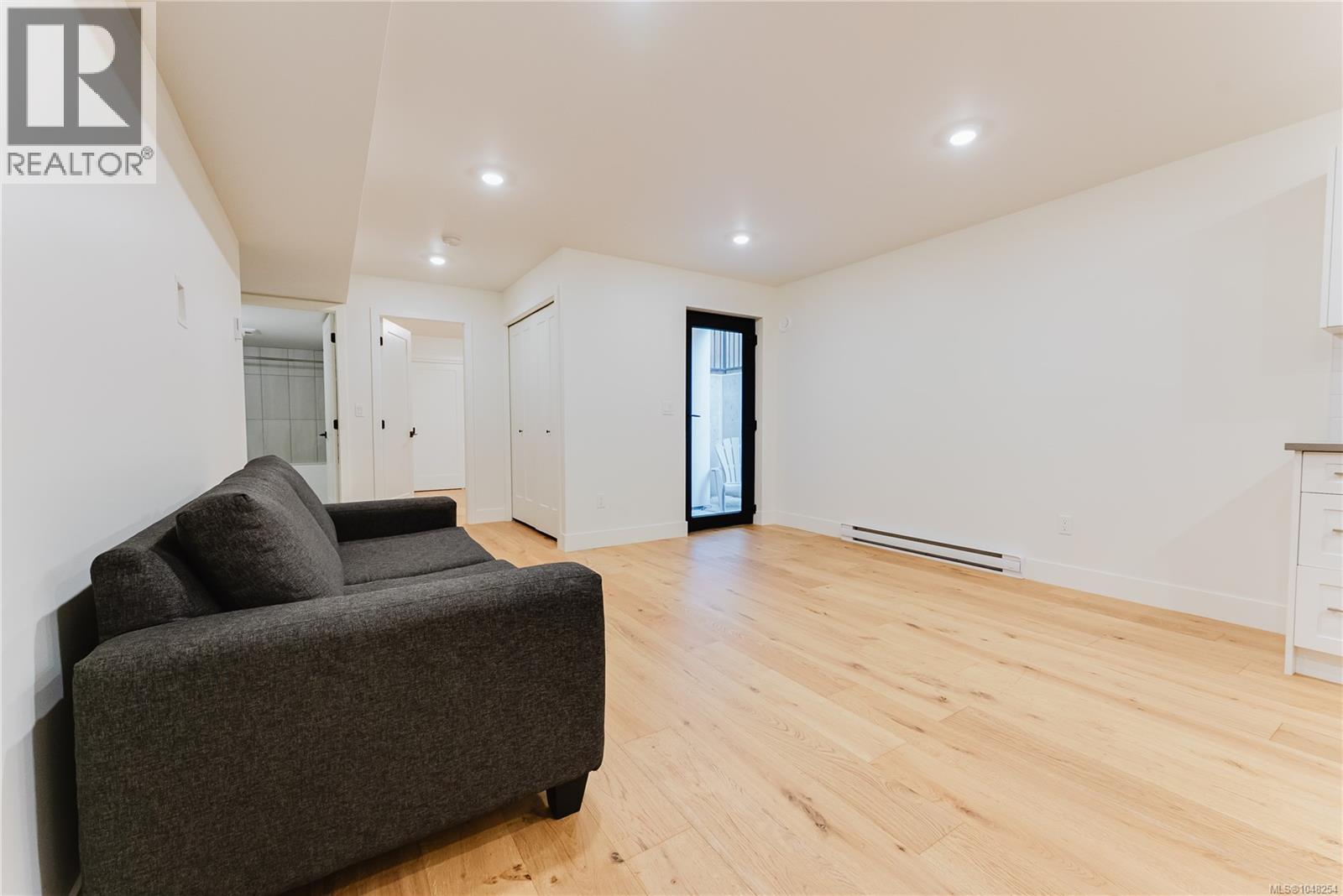 63 Boyd St Property Photo 40