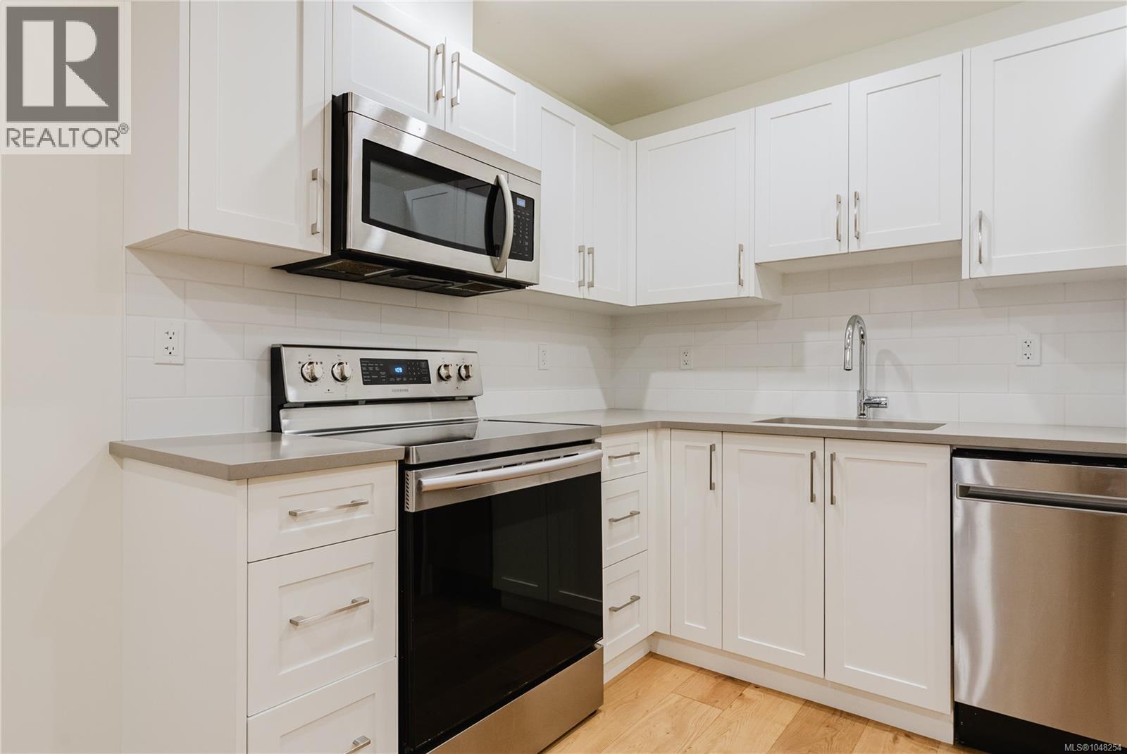 63 Boyd St Property Photo 42