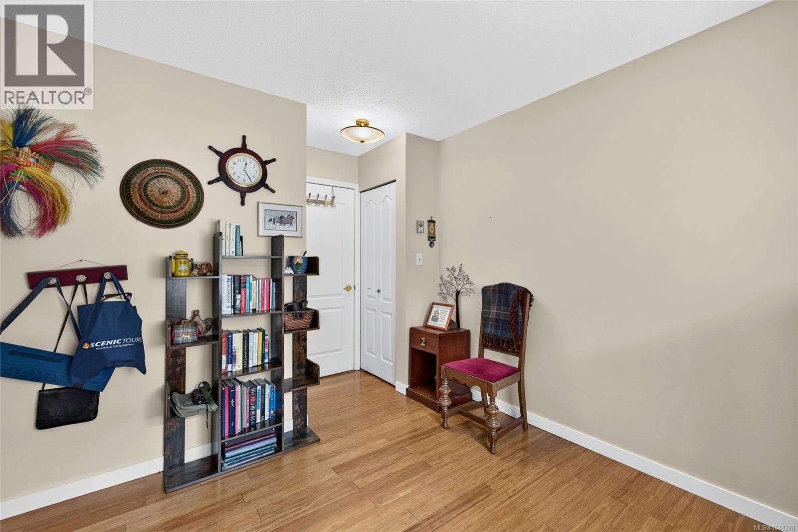 3568 Arbutus Dr S Property Photo 23