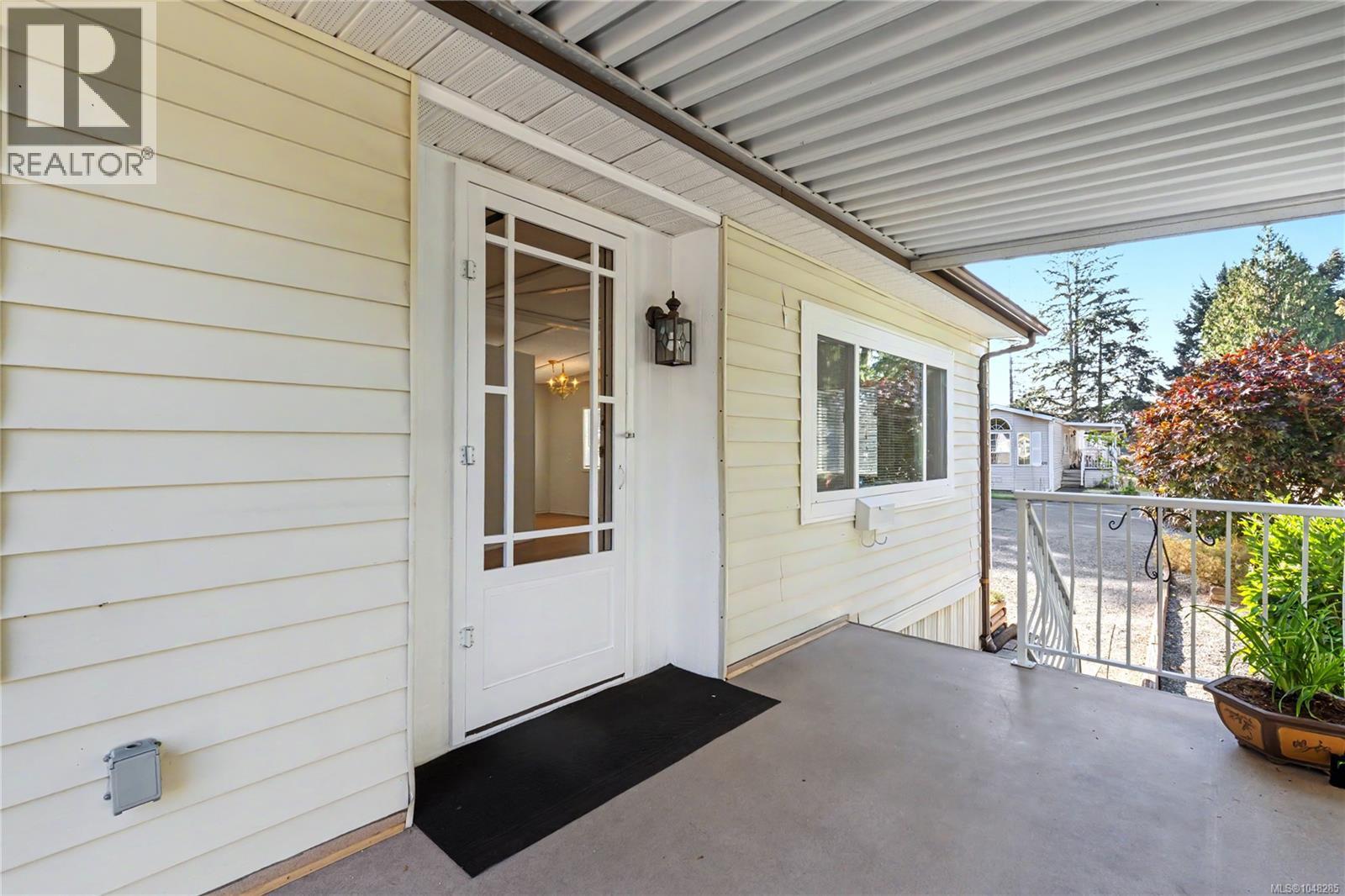 65 5854 Turner Rd Property Photo 2