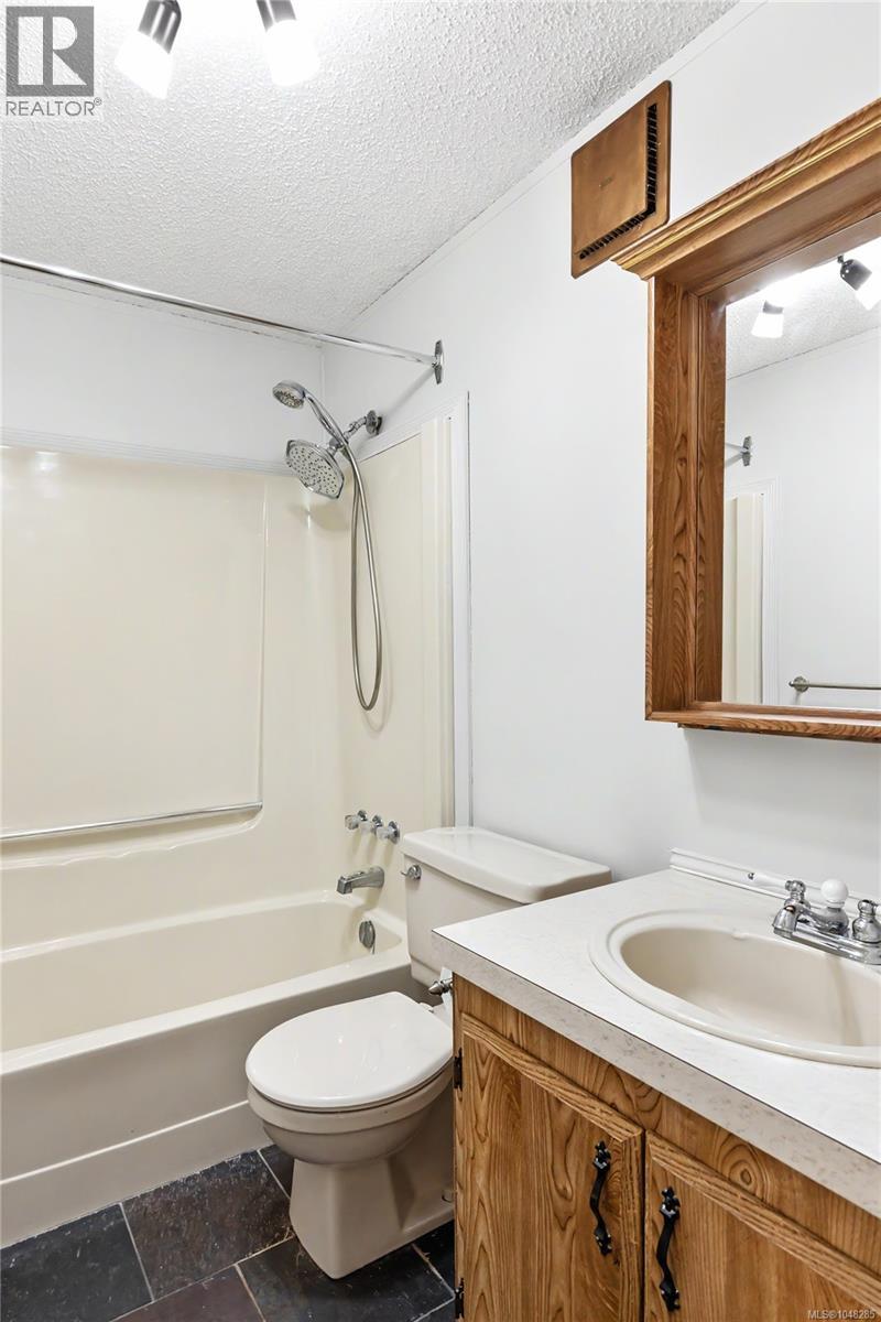 65 5854 Turner Rd Property Photo 19
