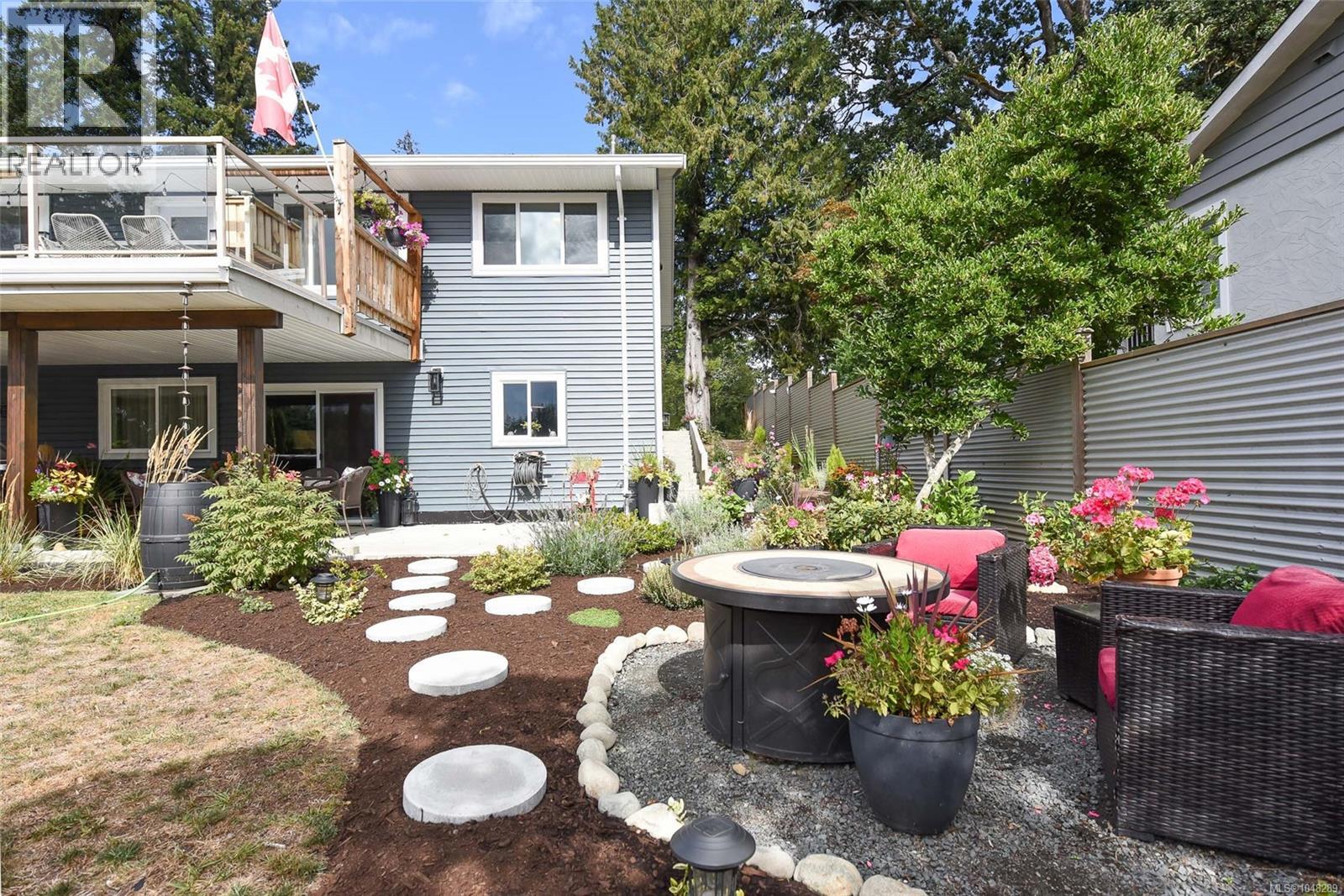 4659 Mcquillan Rd Property Photo 4