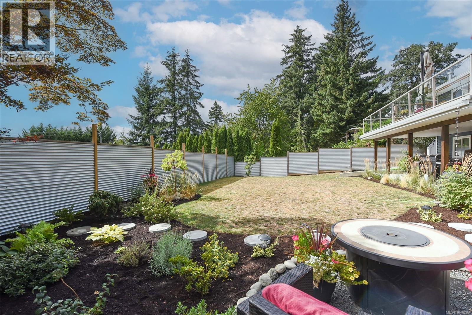 4659 Mcquillan Rd Property Photo 5