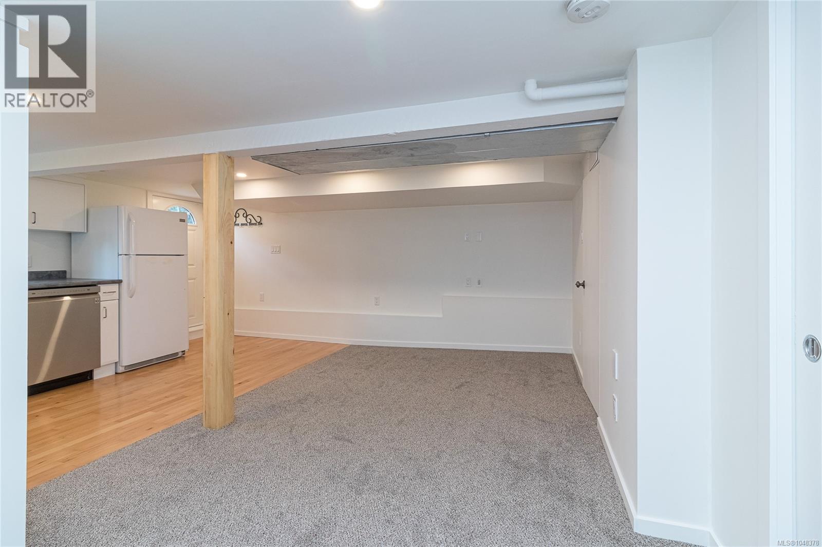 890 Darwin Ave Property Photo 22