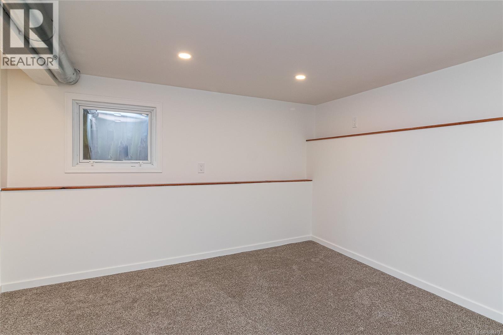 890 Darwin Ave Property Photo 27