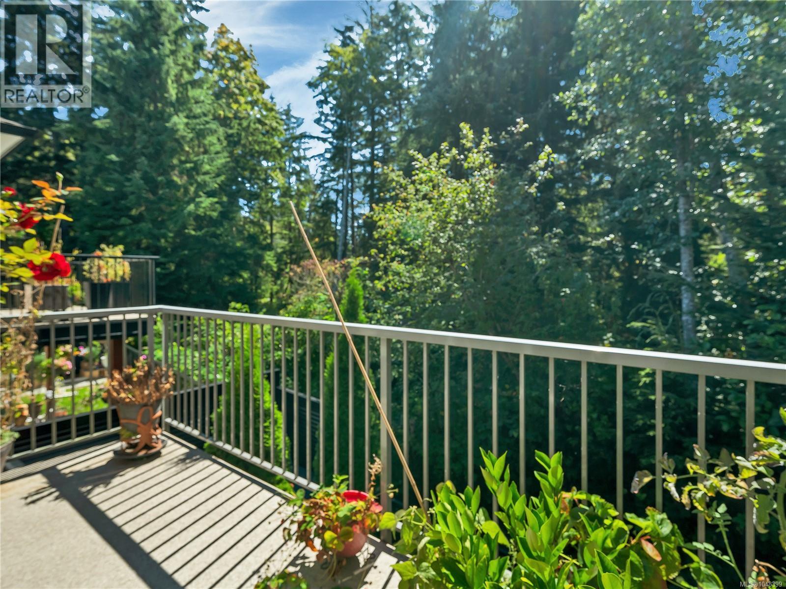 5 1424 Alder St S Property Photo 4