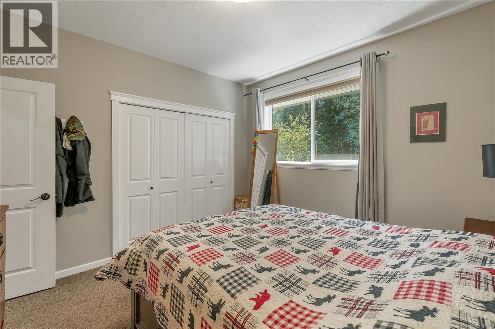 5 1424 Alder St S Property Photo 20