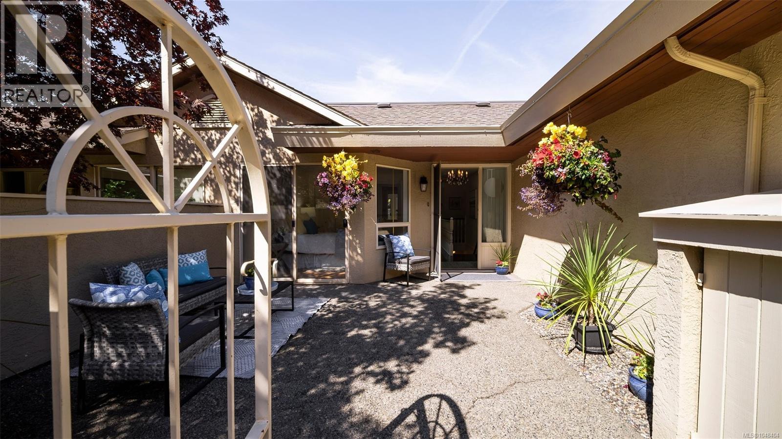 736 6880 Wallace Dr Property Photo 8