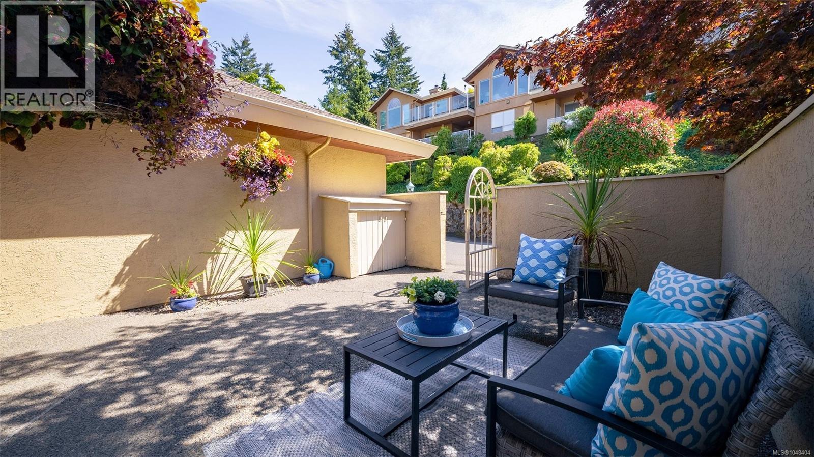 736 6880 Wallace Dr Property Photo 10