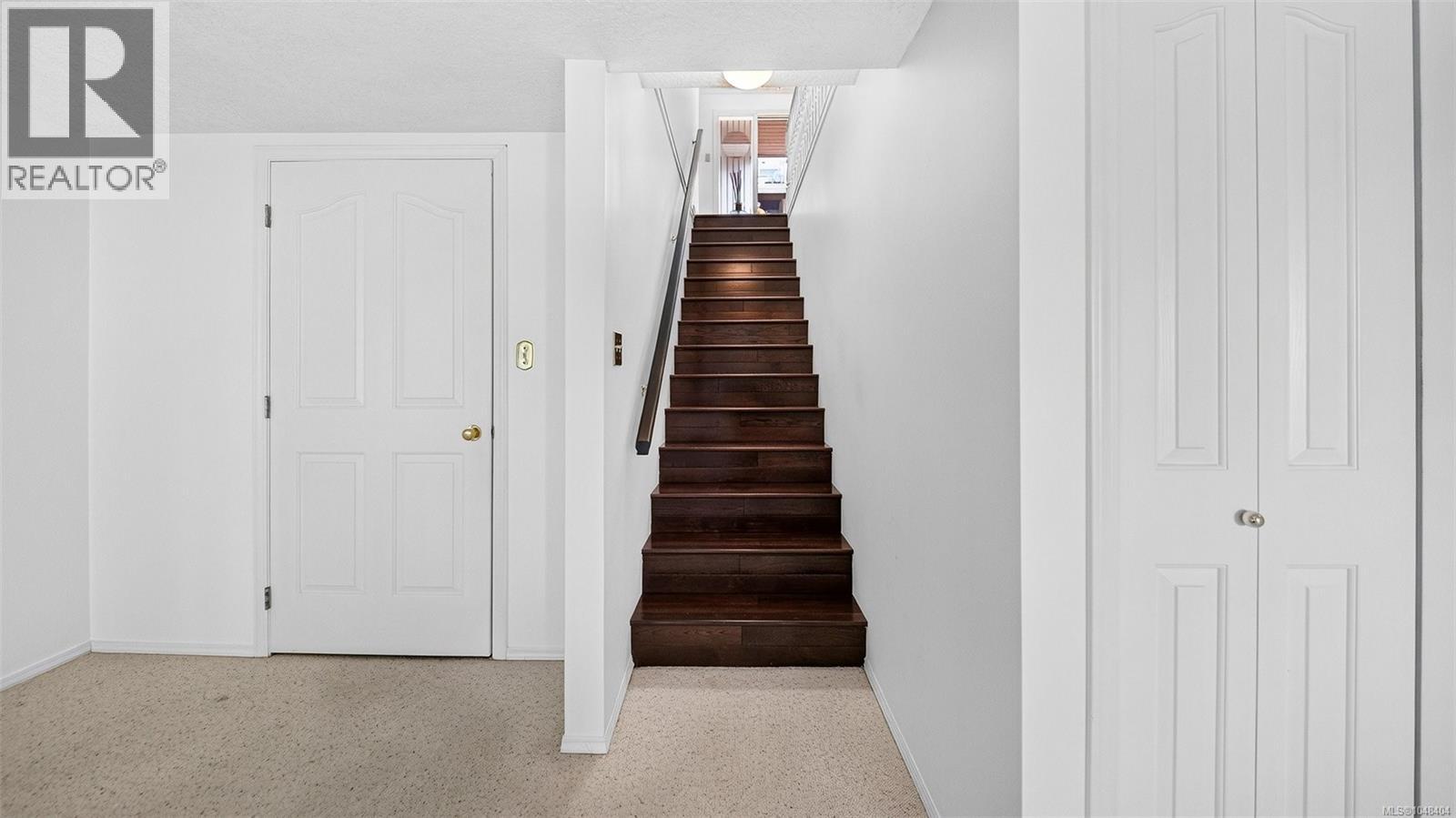 736 6880 Wallace Dr Property Photo 43